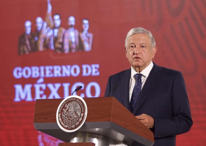 Muerte de mujer tras aplicarle la vacuna no tendría relación: López Obrador