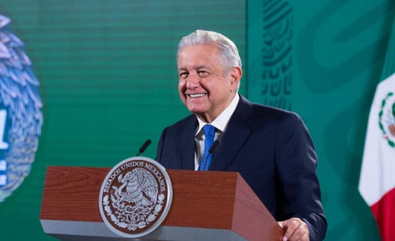 Tras anunciar 50 mil mdp a GN, López Obrador da conferencia