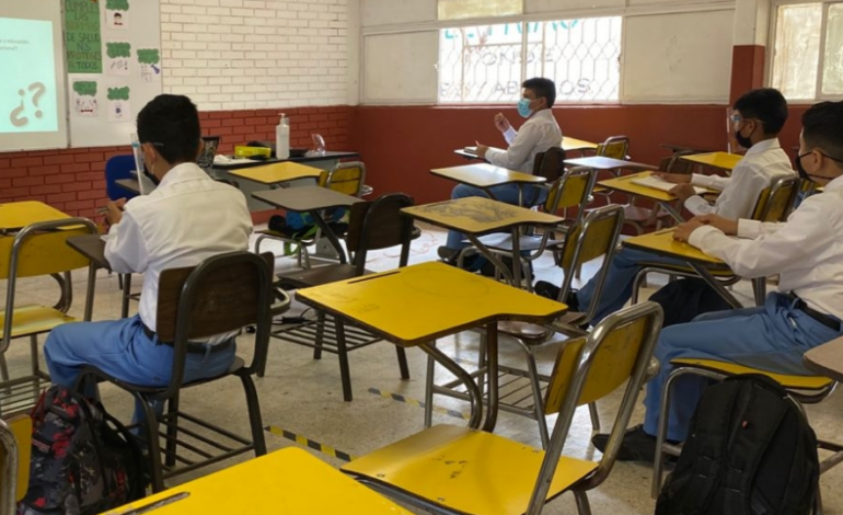 Contabiliza NL 22 menores contagiados en este regreso a clases presenciales