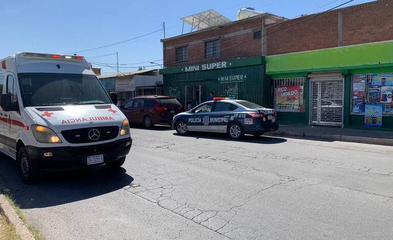 Sujeto asalta minisúper en la Río Aros con máscara de payaso y arma blanca