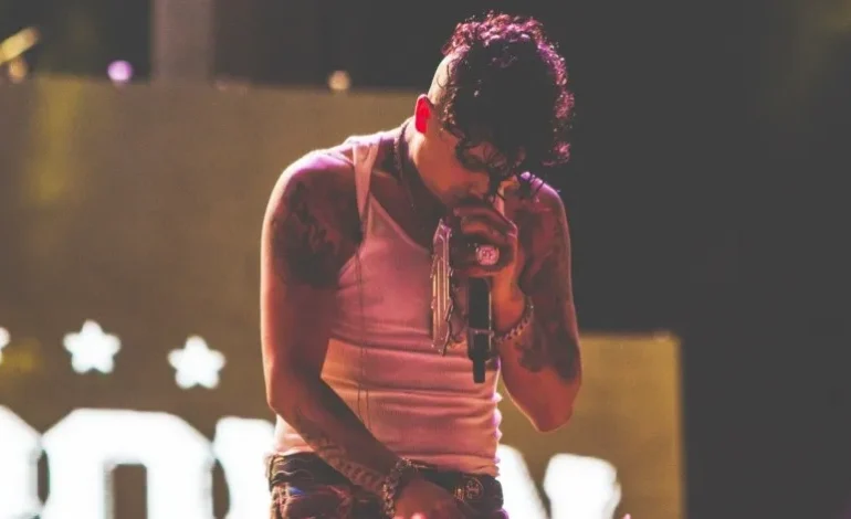 Alemán cierra con Natanael Cano su concierto en Hermosillo