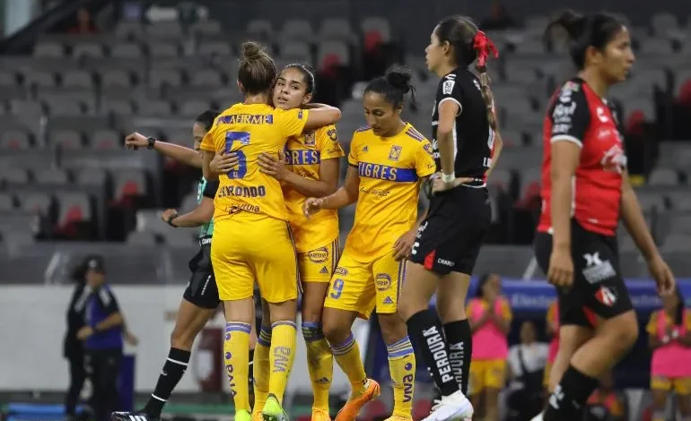 Jaque Mate para las rojinegras; Tigres, casi en Semifinales