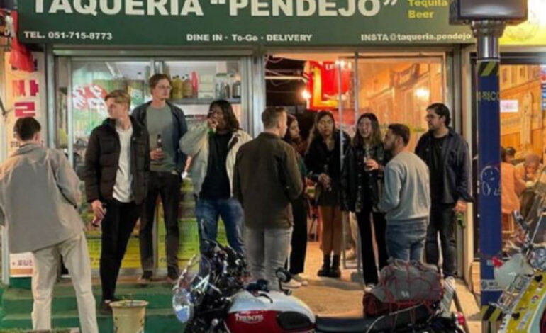 La Taquería ‘Pendejo’ es un éxito en Corea del Sur con la birria y las ‘quecas’