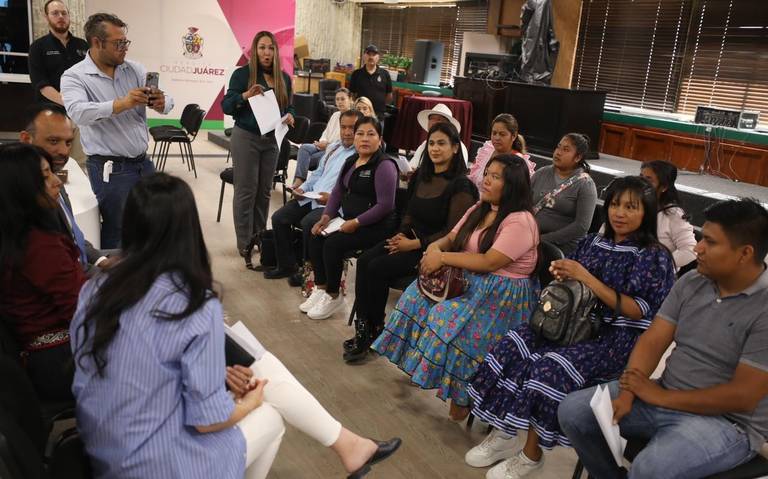 Comunidades indígenas se reúnen con secretario de Ayuntamiento