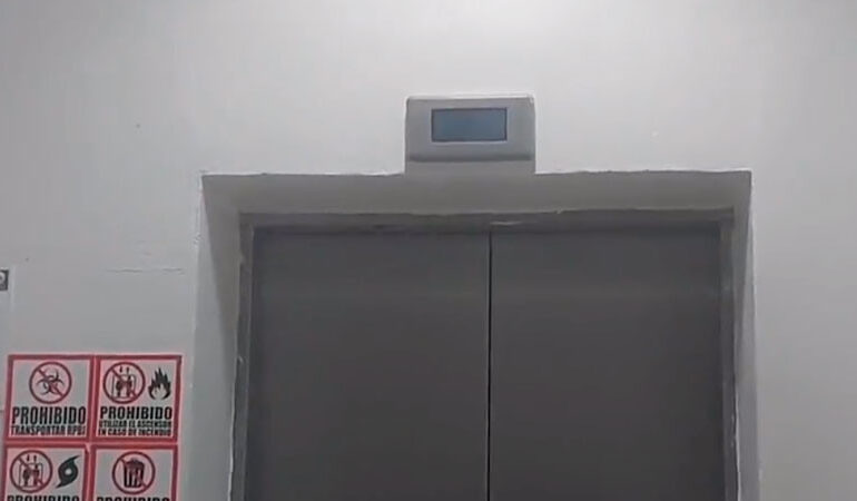 Se desploma elevador en hospital de especialidades en Mérida, Yucatán