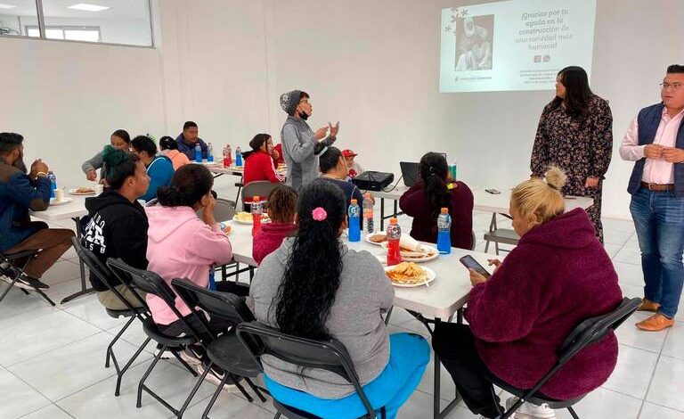 Migrantes y vecinos de colonia Felipe Ángeles reciben curso “Redes de Apoyo”