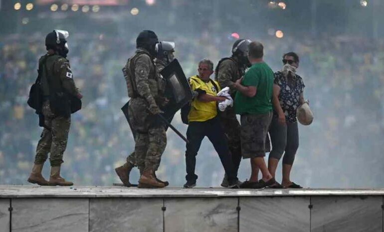 Detienen a 49 y buscan a otros 159 por la revuelta golpista contra Lula en 2023