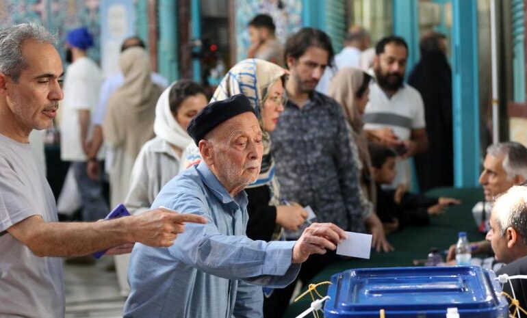 Irán vota en unas elecciones presidenciales sin un claro favorito