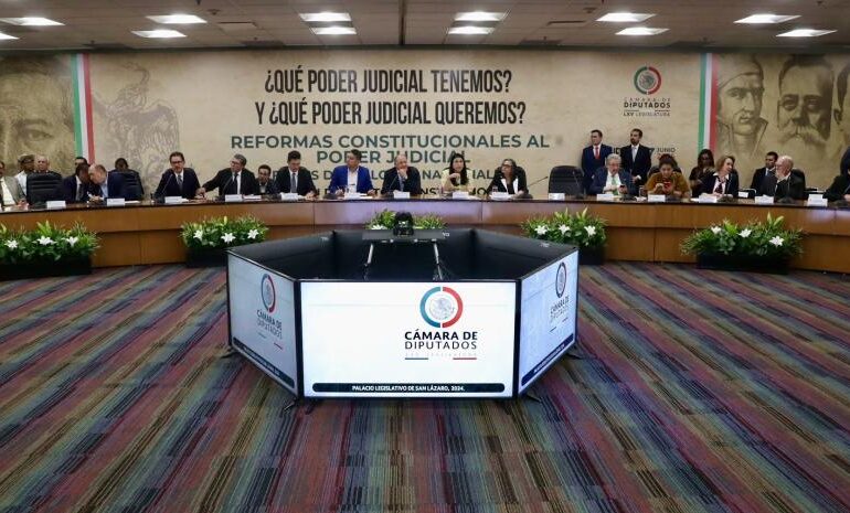 Se quejan abogados de empresas de haber sido excluidos de foros por reforma al PJF