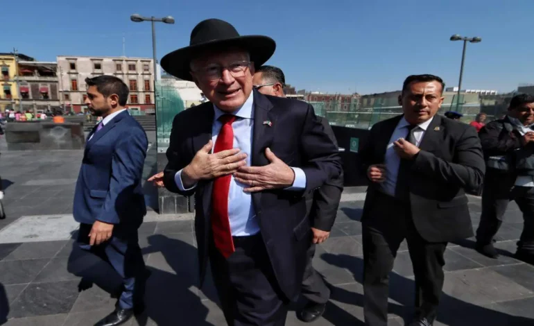 Concluirá Ken Salazar su misión en México el 7 de enero