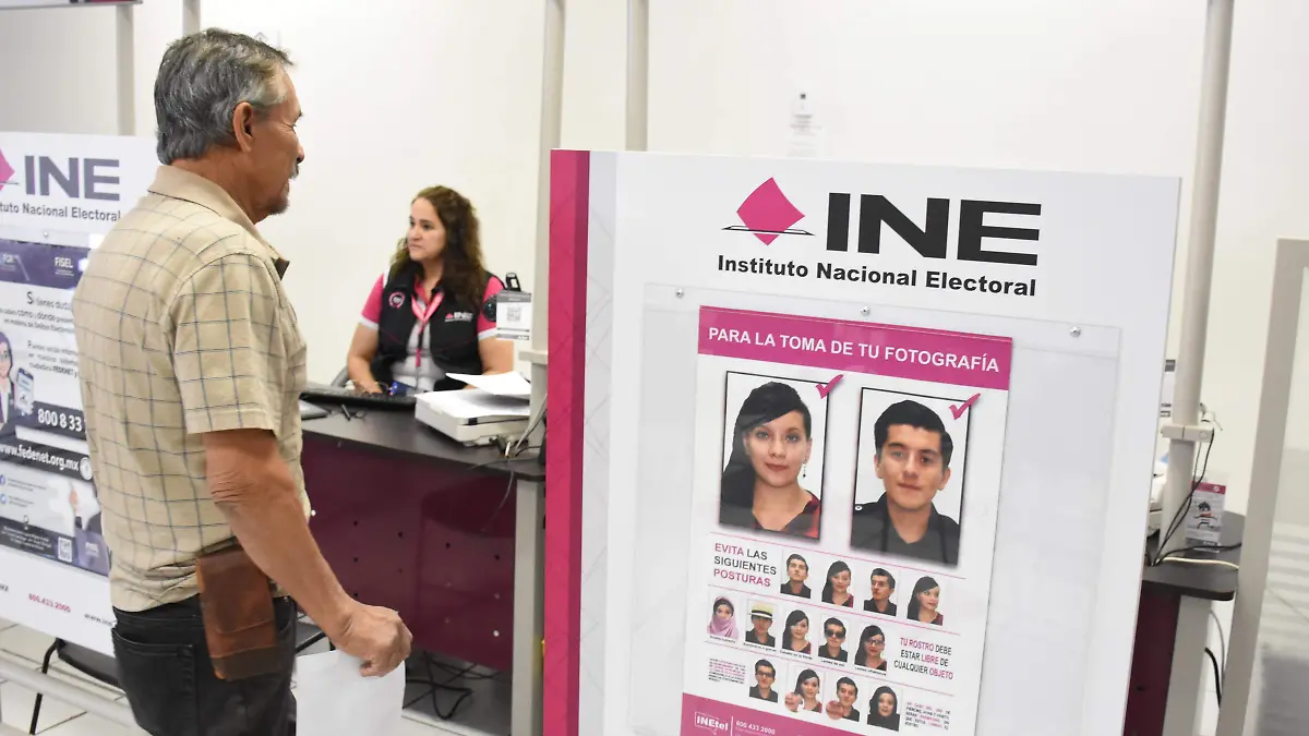 Invita INE a chihuahuenses en EU a tramitar su credencial para votar