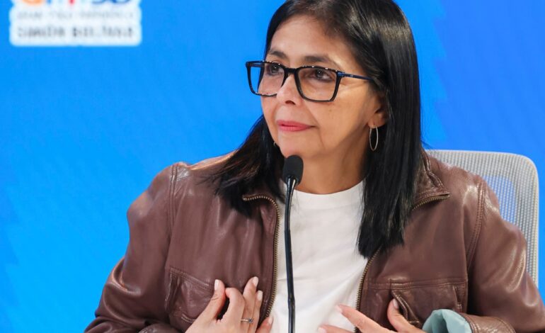 Delcy Rodríguez, a una semana de encargarse de una Venezuela bajo la lupa de Trump