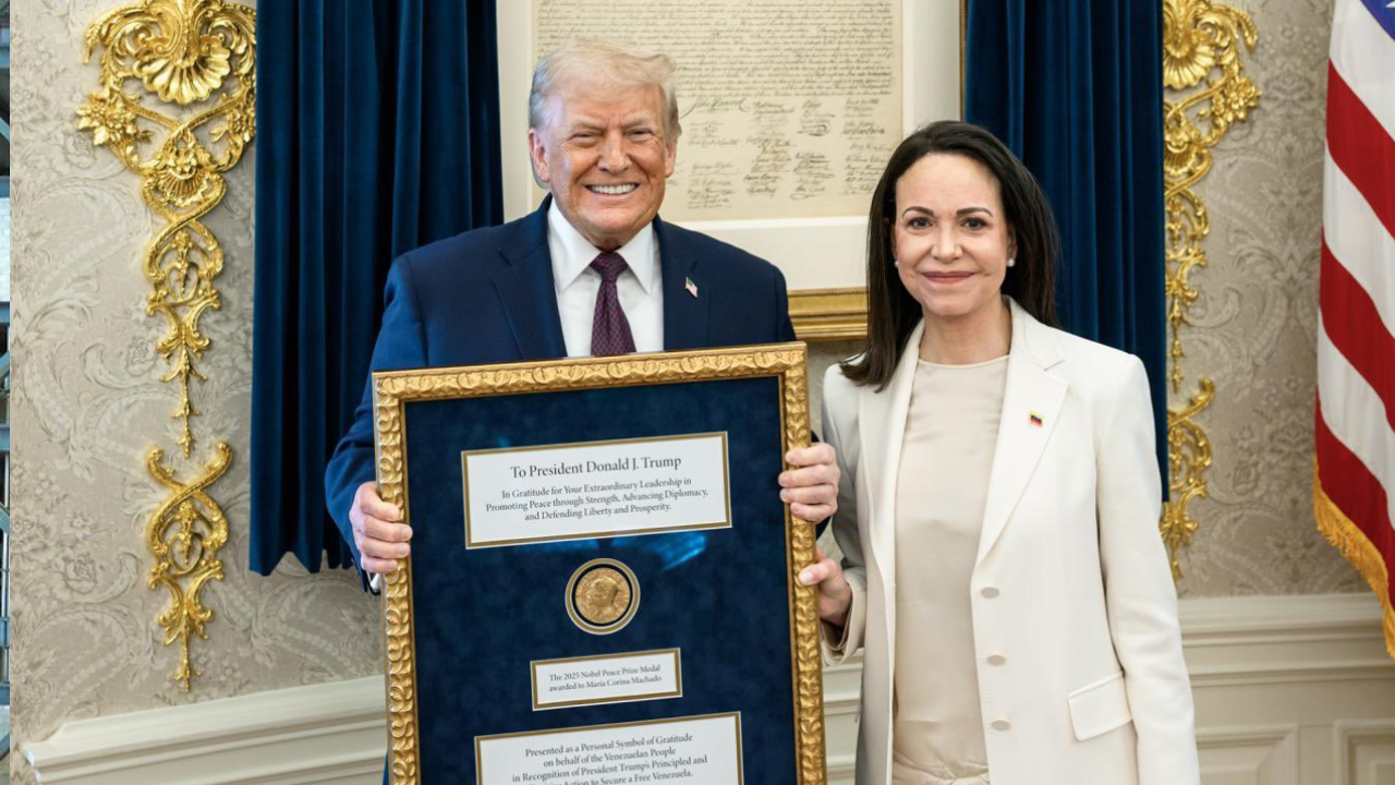 “El Nobel en entredicho: La extraña disputa por la medalla de María Corina Machado y el futuro incierto de Donald Trump”