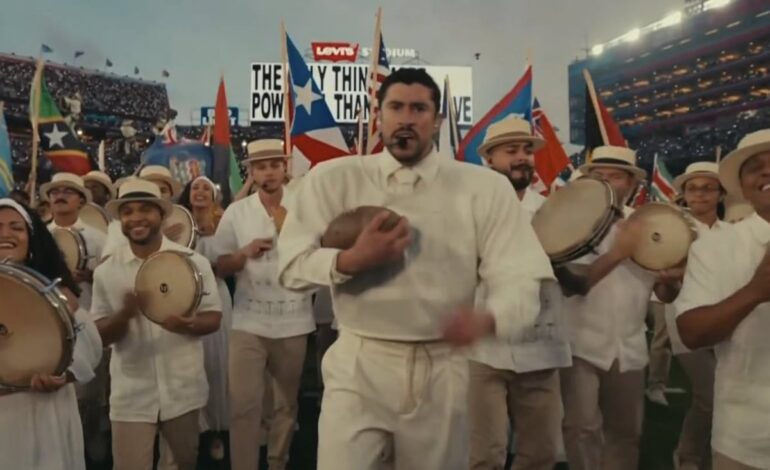 Bad Bunny convierte el Super Bowl en un escenario político en medio de críticas y boicot conservador